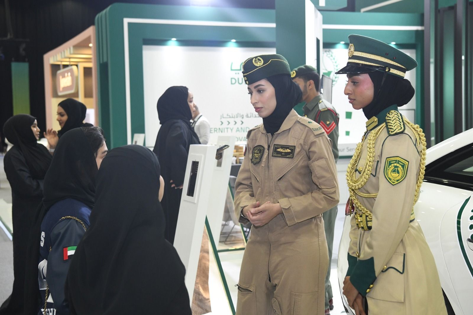 شرطة دبي تفتح الباب لاستقطاب العنصر النسائي في الجناح الجوي