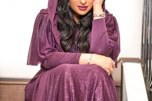 هذه الفنانة الخليجية ظهرت مرة واحدة فقط في مسلسل “طاش ما طاش” السعودي وخطفت الأنظار بجمالها الشديد فتزوجها حاكم الشارقة على الفور وأخفاها عن الأنظار!! شاهدوا كيف كانت فاتنة “صور”