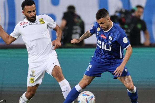 الهلال يحبط الاتحاد.. ويشعل الدوري