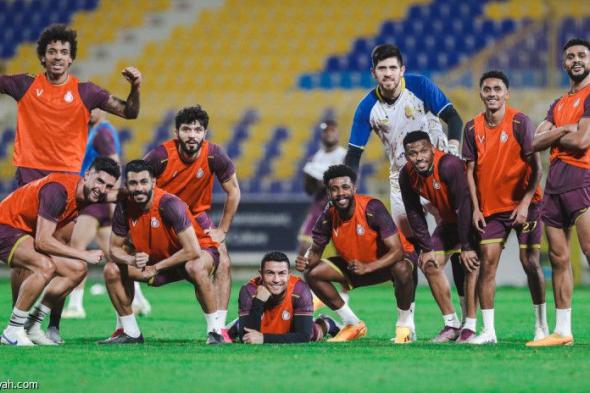 النصر يبدأ تحضيرات مواجهة الشباب