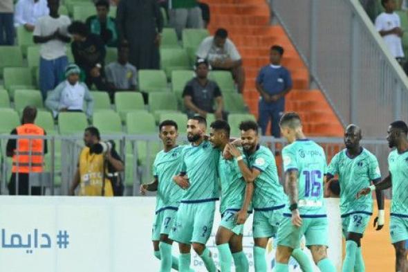 الأهلي يعانق ذهب دوري يلو