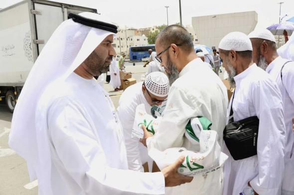 «شؤون الحجاج»: توزيع 25 ألف وجبة عن روح الشيخ زايد في المدينة المنورة