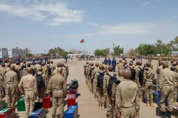 1900 طالب.. تدشين العام الدراسي في كلية الطيران والدفاع الجوي بمحافظة مأرب