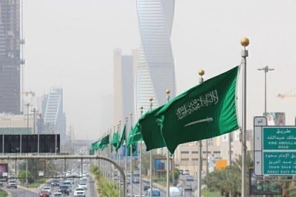 صدمة جديدة للمقيمين في السعودية.. الاعلان عن توطين اهم مهنة يعمل فيها الوافدين