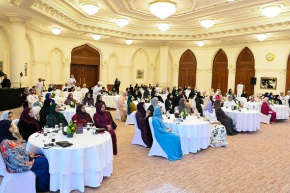 الأكاديمية السلطانية للإدارة تطلق مبادرة ” تَسمو” لتطوير الكفاءات القيادية للمرأة العُمانية