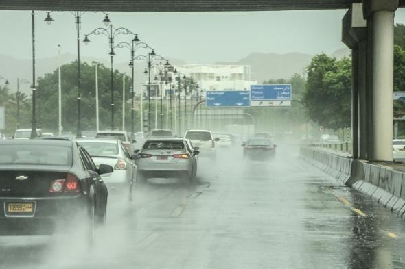 تنبيه بهطول أمطار رعدية على المناطق الجبلية لـ 4 محافظات